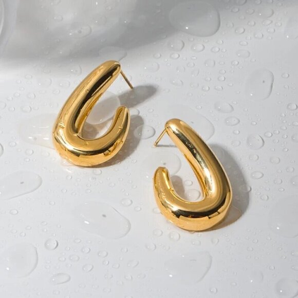 NWT 18K Gold Plated Stainless Steel U Shape Chunky Hoop Earrings for Women - Picture 7 of 9